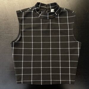 Hollister Black Grid Pattern Crop Top